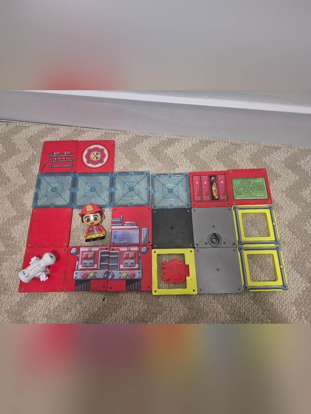 Tile Town Firefighter Playset Toy - Magnetic Tiles